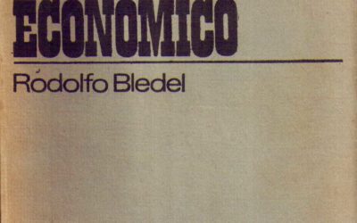 Poder político y desarrollo económico